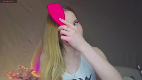 Snapshot of cuute_angell chatting on 01/28/25, 04:52 Virginia See you on Sunday online show from 01/28/25, 04:52