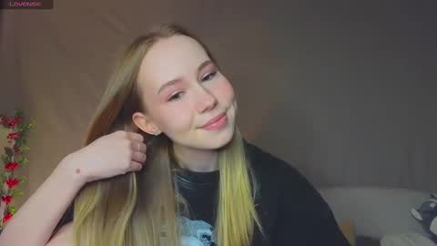 Snapshot of cuute_angell chatting on 01/30/25, 03:51 Virginia See you on Sunday online show from 01/30/25, 03:51