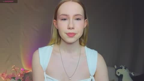 Snapshot of cuute_angell chatting on 02/08/25, 04:57 Virginia See you on Sunday online show from 02/08/25, 04:57