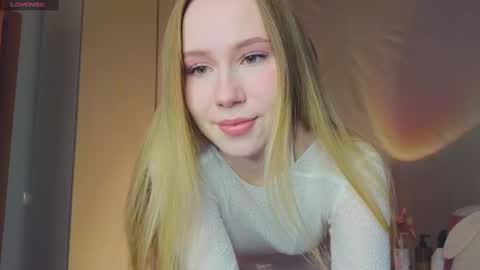 Snapshot of cuute_angell chatting on 02/12/25, 05:05 Virginia See you on Sunday online show from 02/12/25, 05:05