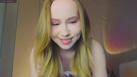 Snapshot of cuute_angell chatting on 03/03/25, 04:56 Virginia See you on Sunday online show from 03/03/25, 04:56