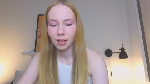 Snapshot of cuute_angell chatting on 09/13/25, 05:24 Virginia See you on Sunday online show from 09/13/25, 05:24