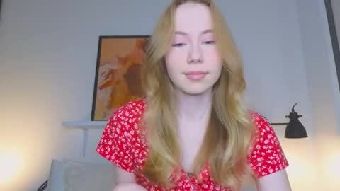 Snapshot of cuute_angell chatting on 09/19/25, 05:13 Virginia See you on Sunday online show from 09/19/25, 05:13