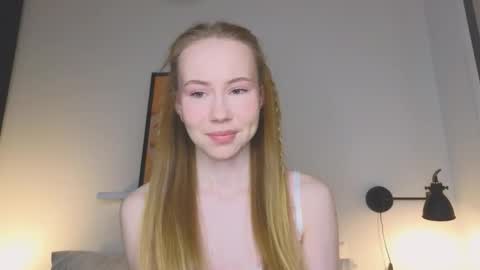 Snapshot of cuute_angell chatting on 09/28/25, 05:07 Virginia See you on Sunday online show from 09/28/25, 05:07