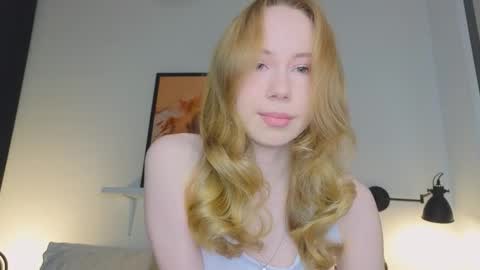 Snapshot of cuute_angell chatting on 10/19/25, 05:02 Virginia See you on Sunday online show from 10/19/25, 05:02