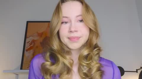 Snapshot of cuute_angell chatting on 10/21/25, 05:13 Virginia See you on Sunday online show from 10/21/25, 05:13