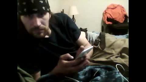 Snapshot of cuzbangers69 chatting on 02/18/26, 08:32 I need 20 online show from 02/18/26, 08:32