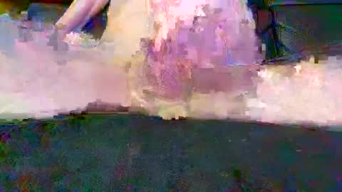 Snapshot of cwaddle chatting on 12/30/24, 04:08 cwaddle online show from 12/30/24, 04:08