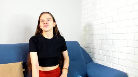 Snapshot of cwendenmon chatting on 12/19/25, 07:10 Ashly online show from 12/19/25, 07:10