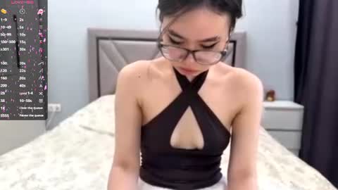 Akemi online show from 06/21/26, 07:11