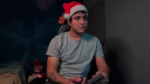 Snapshot of cyakgc chatting on 12/11/24, 03:35 Hayder online show from 12/11/24, 03:35