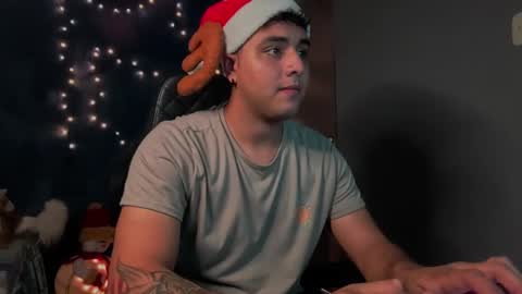 Snapshot of cyakgc chatting on 12/12/24, 04:37 Hayder online show from 12/12/24, 04:37