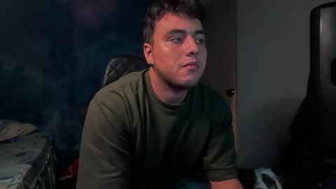 Snapshot of cyakgc chatting on 12/20/24, 06:19 Hayder online show from 12/20/24, 06:19