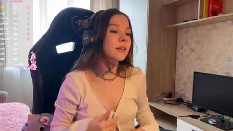cyber_shawty online show from 04/27/26, 12:58