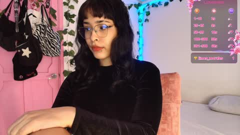 Snapshot of cybercami chatting on 01/06/25, 08:50 Camila online show from 01/06/25, 08:50