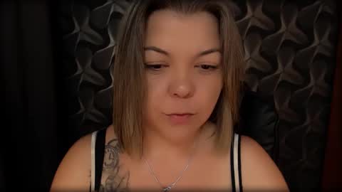 Snapshot of cyberdomme chatting on 12/28/24, 02:33 Full time mean bitch. online show from 12/28/24, 02:33