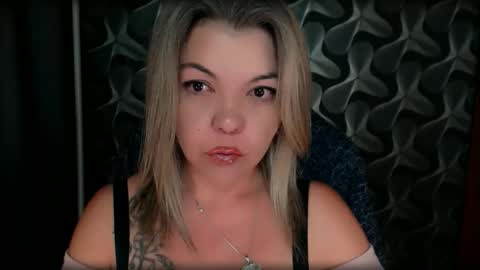 Snapshot of cyberdomme chatting on 09/20/25, 10:44 Full time mean bitch. online show from 09/20/25, 10:44