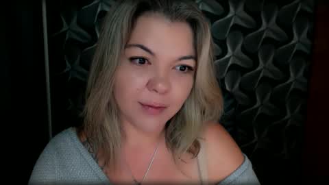 Snapshot of cyberdomme chatting on 09/30/25, 04:17 Full time mean bitch. online show from 09/30/25, 04:17