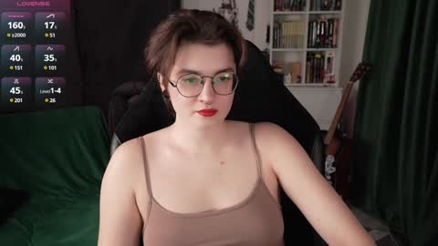 Snapshot of cybersamuraii chatting on 12/22/24, 06:59 Helen Blossom online show from 12/22/24, 06:59