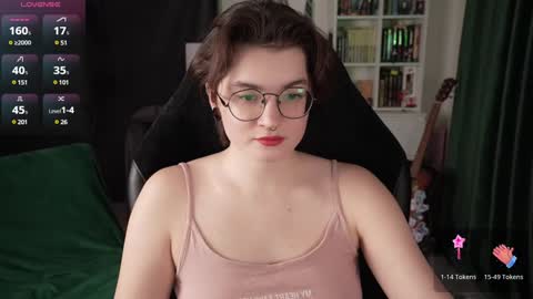 Snapshot of cybersamuraii chatting on 12/27/24, 07:57 Helen Blossom online show from 12/27/24, 07:57