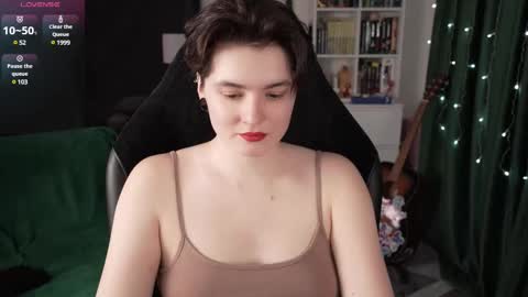 Snapshot of cybersamuraii chatting on 02/23/25, 08:11 Helen Blossom online show from 02/23/25, 08:11