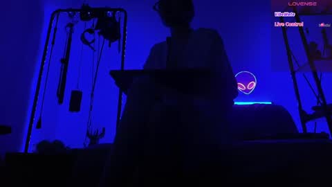 Lily Goddess online show from 05/15/26, 09:11