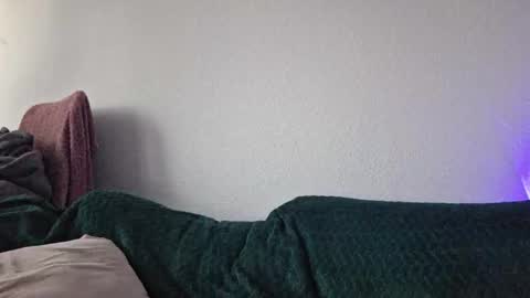 Cyndee Winter online show from 10/18/25, 03:57