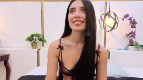 Cynthia1fox online show from 04/07/26, 02:01