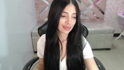 Snapshot of cynthia_ch chatting on 11/21/25, 02:54 CINTIA ARAUJO online show from 11/21/25, 02:54