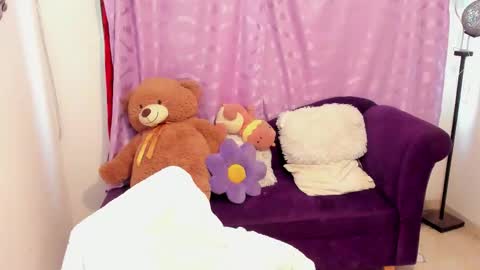 Snapshot of cynthiawatson_ chatting on 10/02/25, 03:30 Cynthia online show from 10/02/25, 03:30