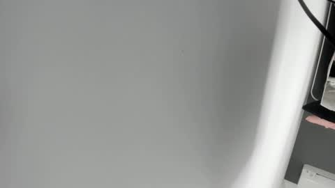 Ivy online show from 04/18/26, 03:21