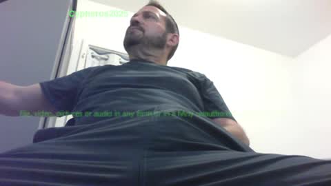 Snapshot of cypheros2025 chatting on 06/09/26, 08:26 Chris online show from 06/09/26, 08:26