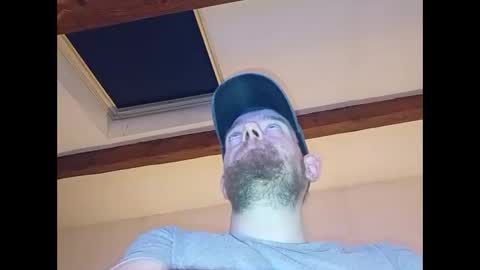 Snapshot of cyrilhot11200 chatting on 12/06/24, 04:58 cyrilhot11200 online show from 12/06/24, 04:58