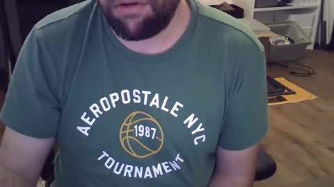 Snapshot of cyrsug chatting on 10/29/25, 07:21 cyrsug online show from 10/29/25, 07:21