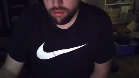 Snapshot of cyrsug chatting on 11/02/25, 01:02 cyrsug online show from 11/02/25, 01:02