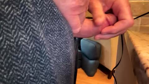 d1075 online show from 11/07/25, 04:18