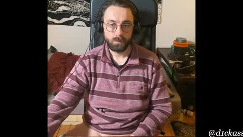 Snapshot of d1ckass chatting on 12/22/24, 10:25 d1ckass online show from 12/22/24, 10:25