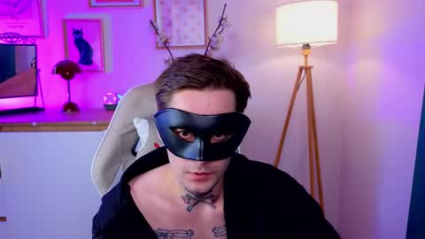 Diss online show from 04/08/26, 10:54