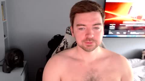 Snapshot of d_surman1994 chatting on 10/18/25, 09:54 d_surman1994 online show from 10/18/25, 09:54