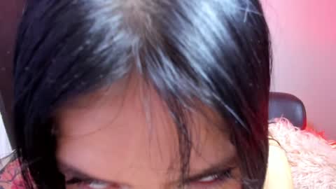 Snapshot of daahanna_ chatting on 12/14/24, 07:29 Ailyn  online show from 12/14/24, 07:29