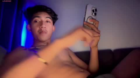   online show from 01/04/25, 01:42