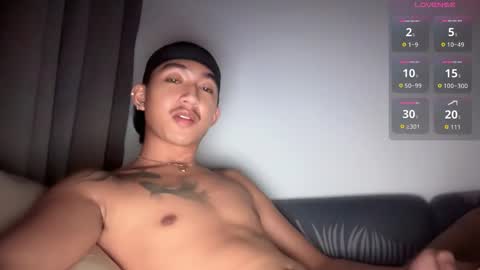   online show from 10/19/25, 04:35