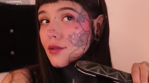 Darlene online show from 02/14/25, 01:34