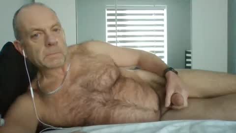 Snapshot of dab2912 chatting on 01/23/25, 04:04 dab2912 online show from 01/23/25, 04:04