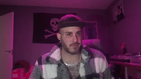 Snapshot of dabirdfree chatting on 02/07/25, 09:04 Destroyer online show from 02/07/25, 09:04