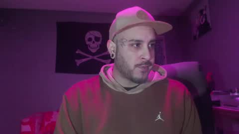 Snapshot of dabirdfree chatting on 02/09/25, 04:29 Destroyer online show from 02/09/25, 04:29