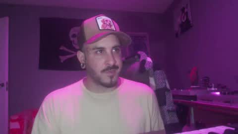 Snapshot of dabirdfree chatting on 09/16/25, 10:22 Destroyer online show from 09/16/25, 10:22