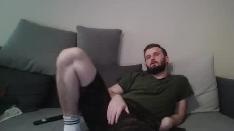 Snapshot of dabsipabsi chatting on 10/18/25, 02:18 dabsipabsi online show from 10/18/25, 02:18