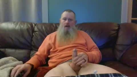 dachshund01 online show from 12/03/25, 03:47