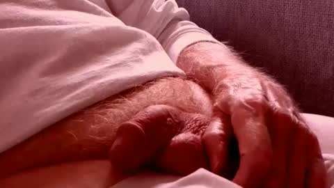 Snapshot of dad_next_door chatting on 01/03/25, 07:50 Richard online show from 01/03/25, 07:50